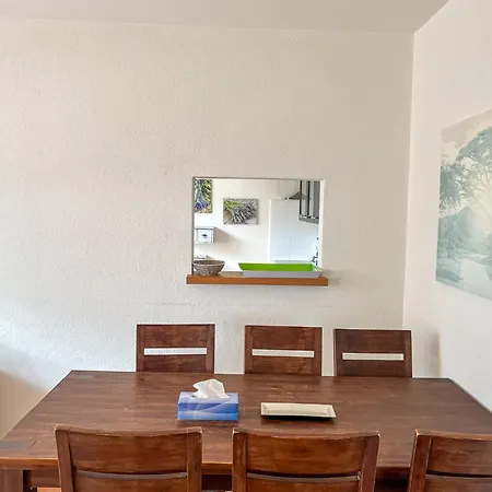 Panorama, 2 5-zimmerwohnung By Holap Sa