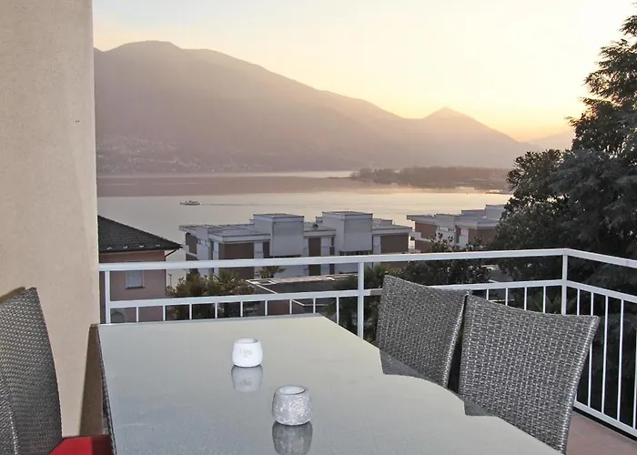 Panorama, 2 5-zimmerwohnung By Holap Sa Minusio